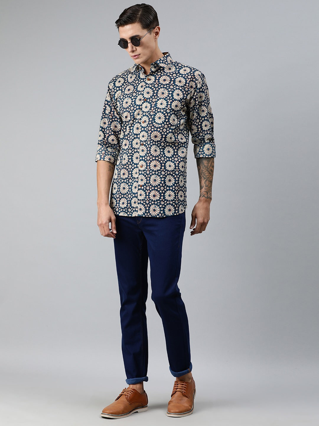 Millennial Men Blue & Cream-Coloured Regular Fit Printed Casual Shirt