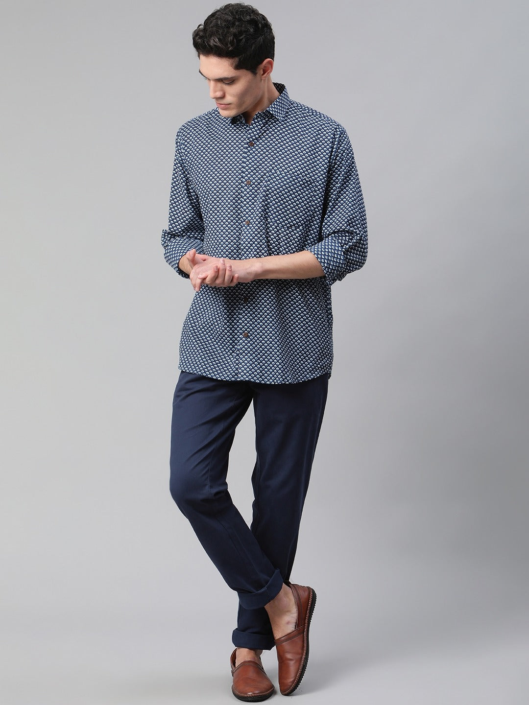 Millennial Men Blue Comfort Printed Casual Shirt