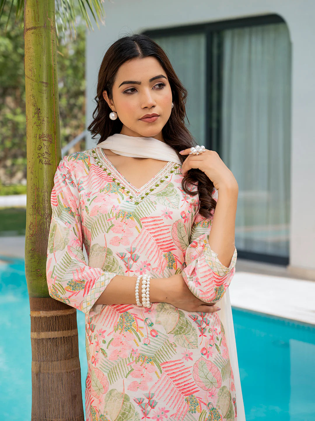 Ethnic Cream Muslin Embroidered Floral Print Kurta Sets