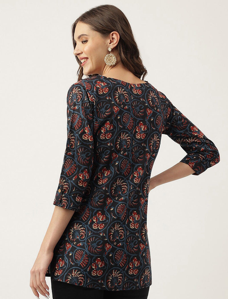 Navy Blue Women Floral Printed V-Neck Knitted cotton Top