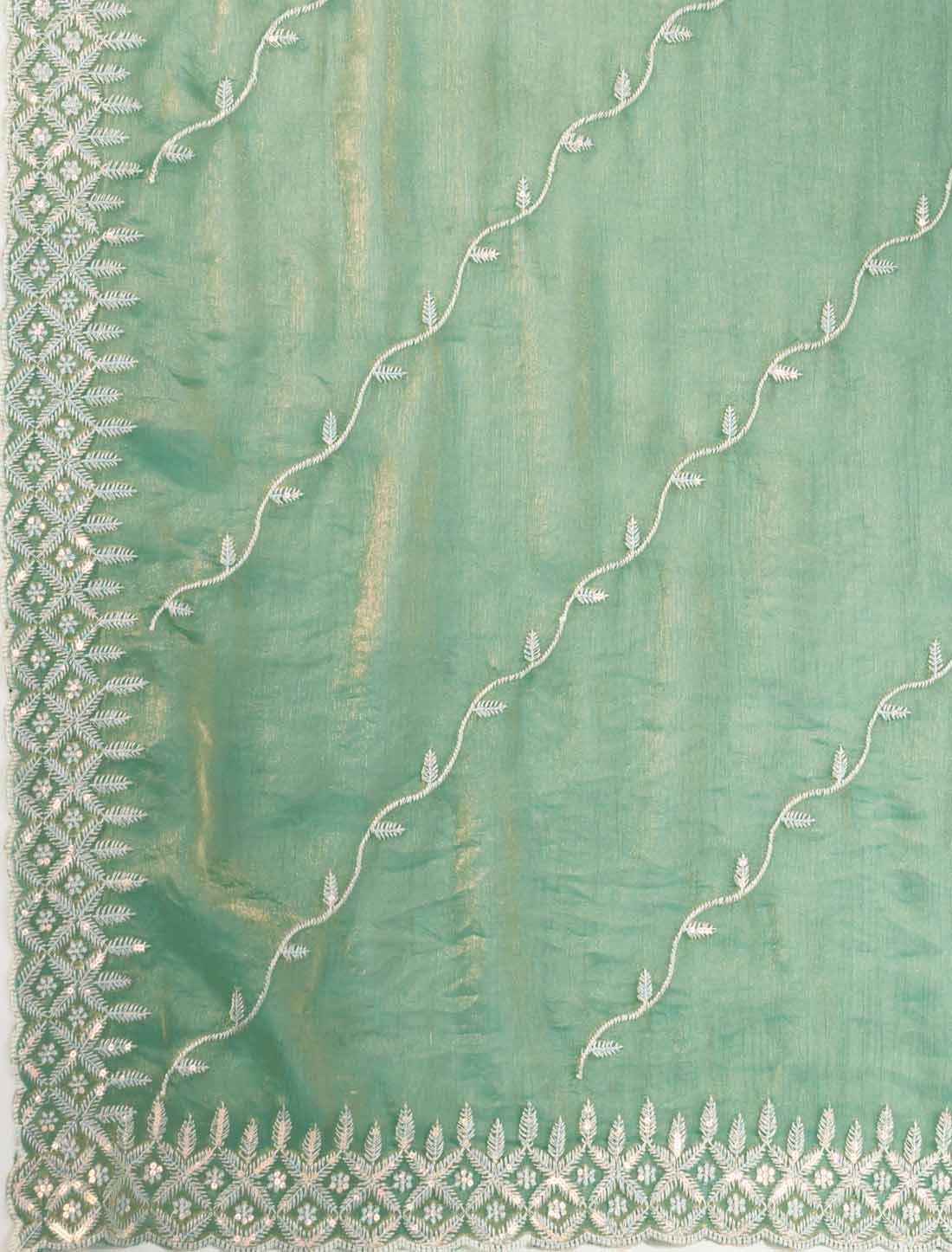 Velvet Chiffon Tensile Ethnic Thread & Sequins Embroidery Saree