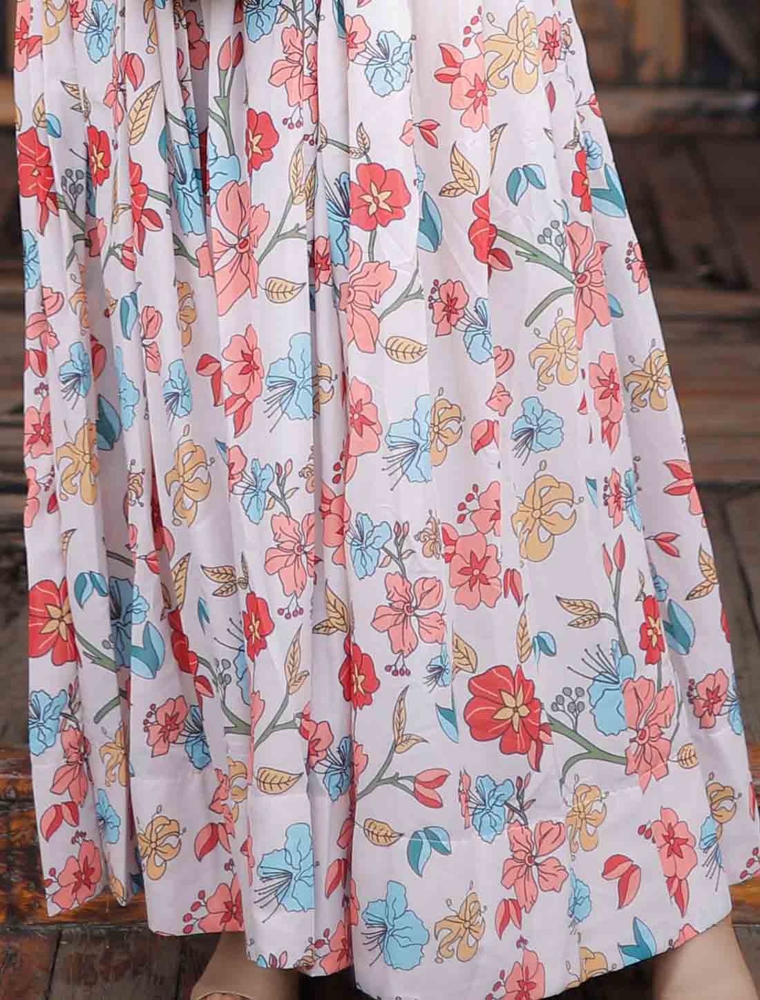Georgette Women Ethnic Printed Party Wear Gown