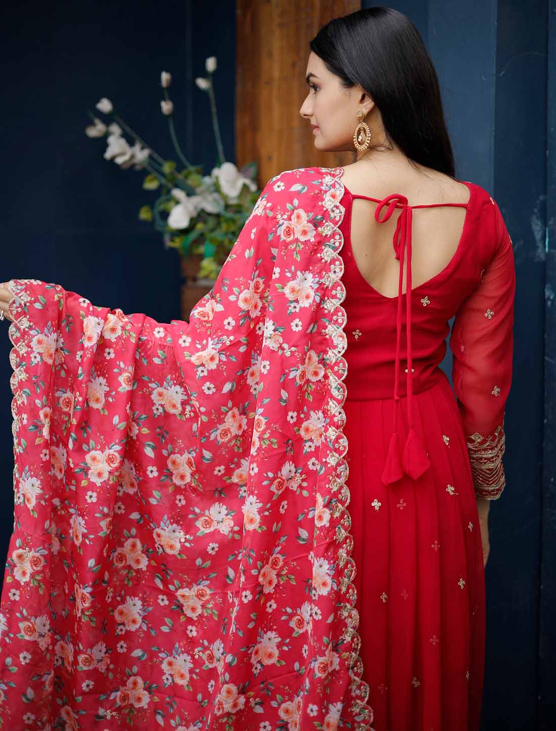 Ethnic Women Georgette Embroidery Party Wear Gown