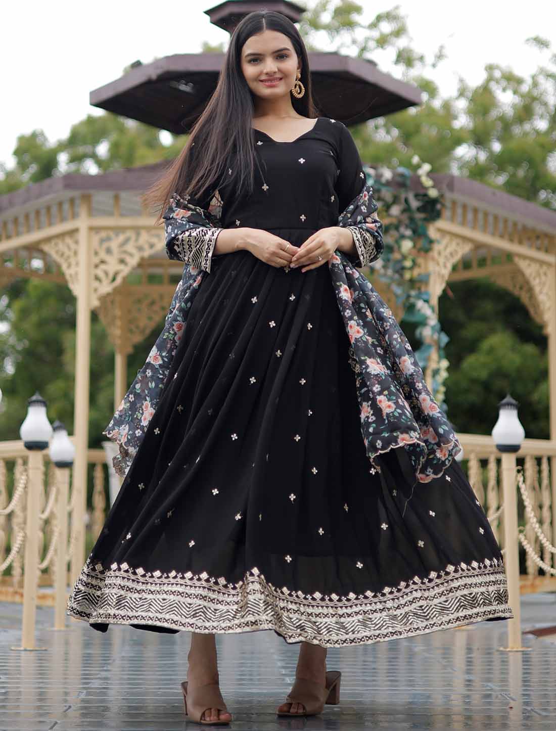 Embroidery Zari Georgette Party Wear Ethnic Gown For Women