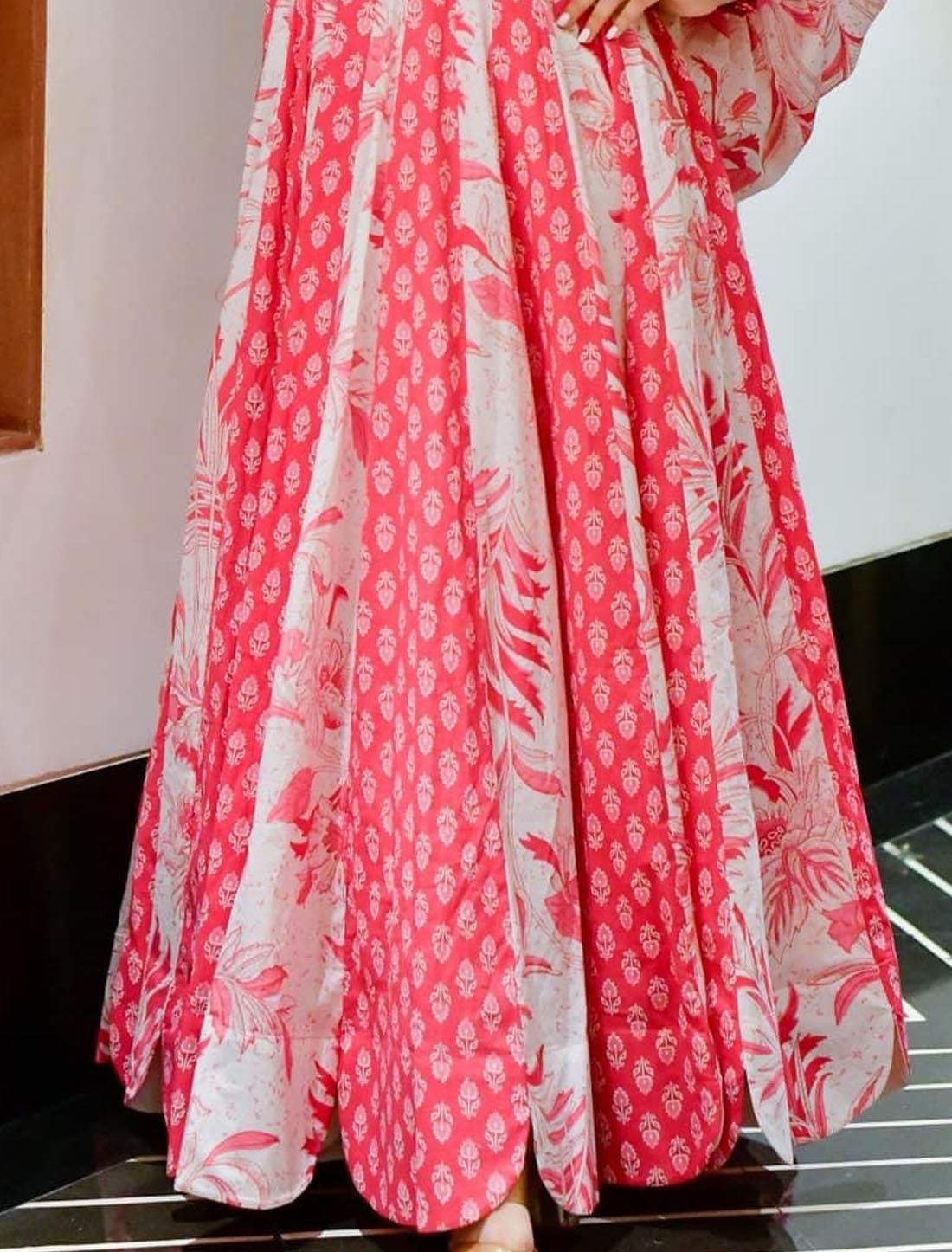 Cotton Silk With Hevay Crepe An Digital Printed Ethinc Gown