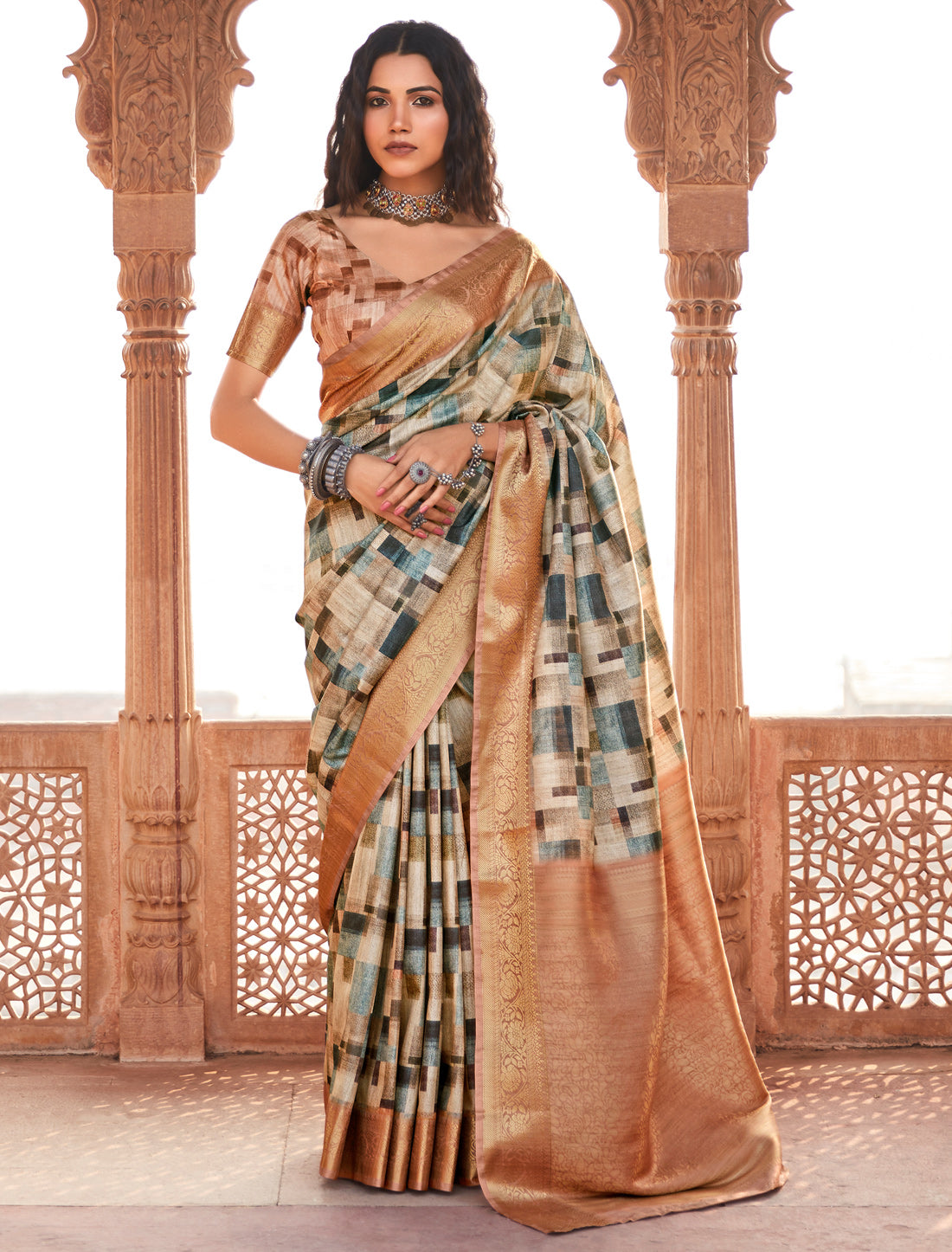 Copper Gold Ethic Hanloom Silk Party Wear Designer Saree