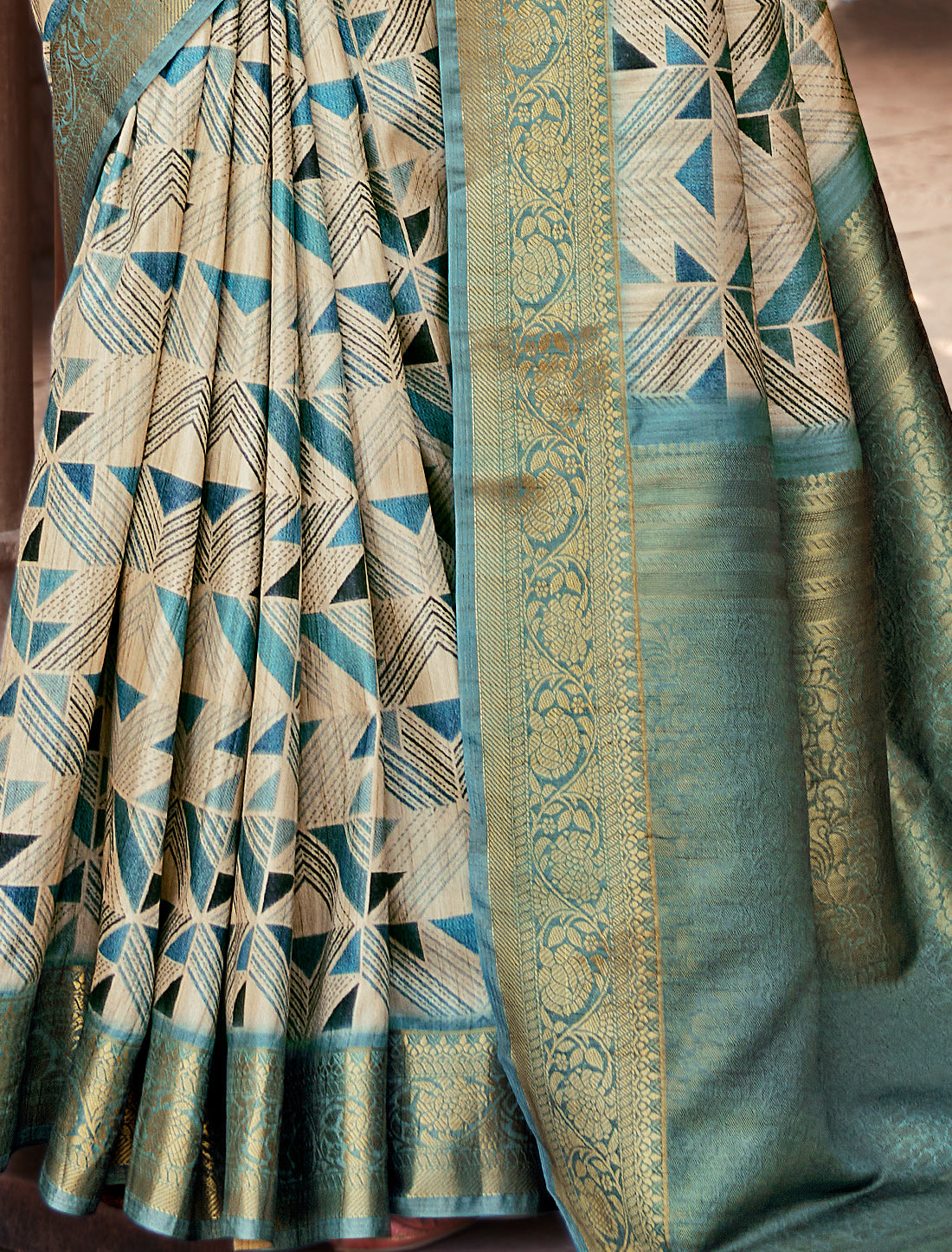 Teal Green Ethnic Handloom Silk Party Wear Designer Saree