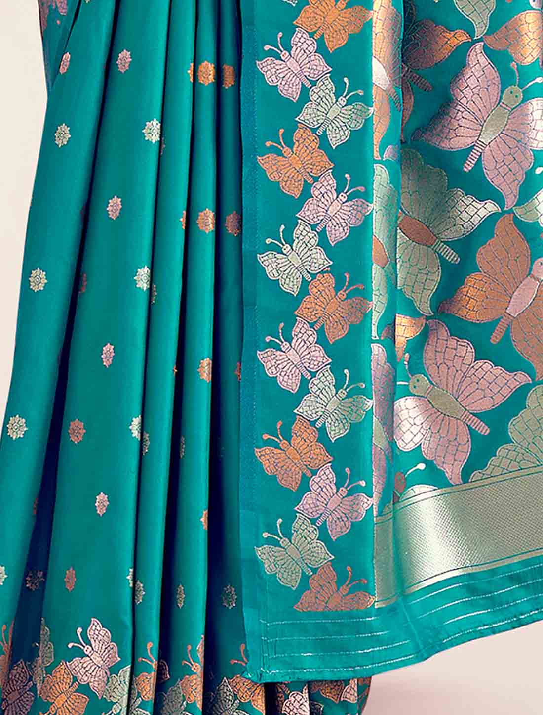 Banarasi Silk Soft Ethnic Weaving Party Wear Saree