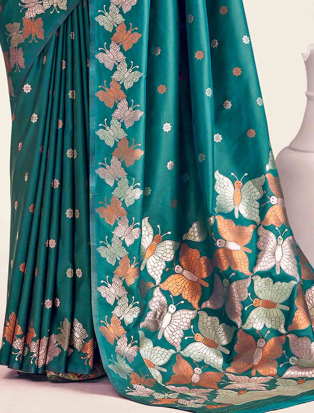 Soft Silk Banarasi Party Wear Weaving Ethnic Saree