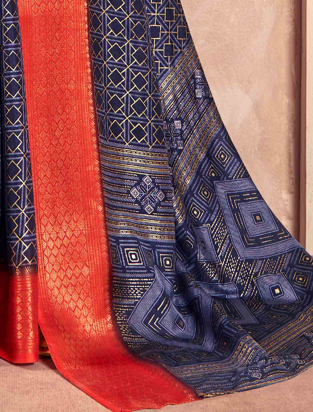 Soft Dola With Foil Print Party Wear Silk Saree