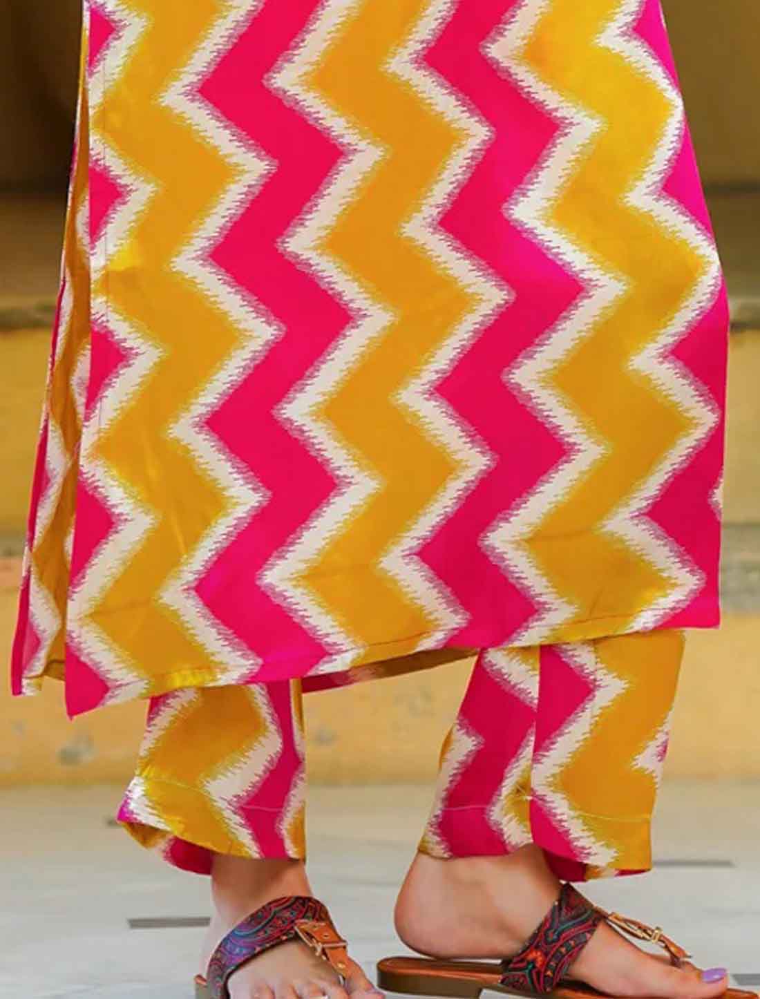 Elevate Pure Muslin With Digital Print Ethinc Kurti Sets