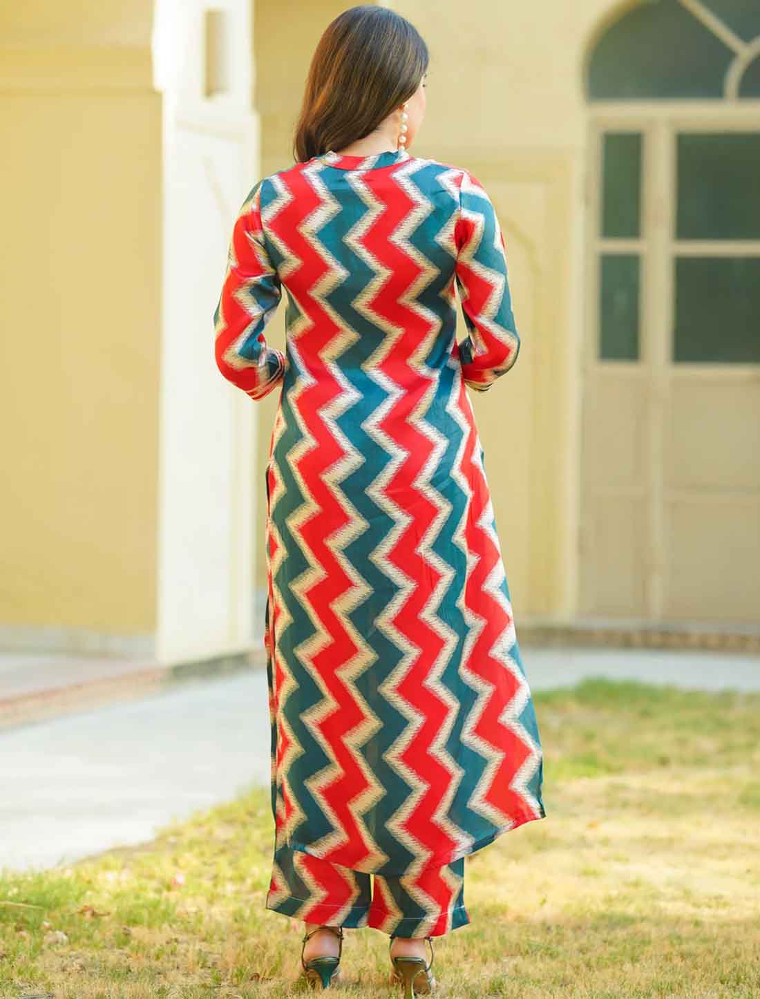 Elevate Pure Muslin With Digital Print Casual Ethinc Kurti Sets