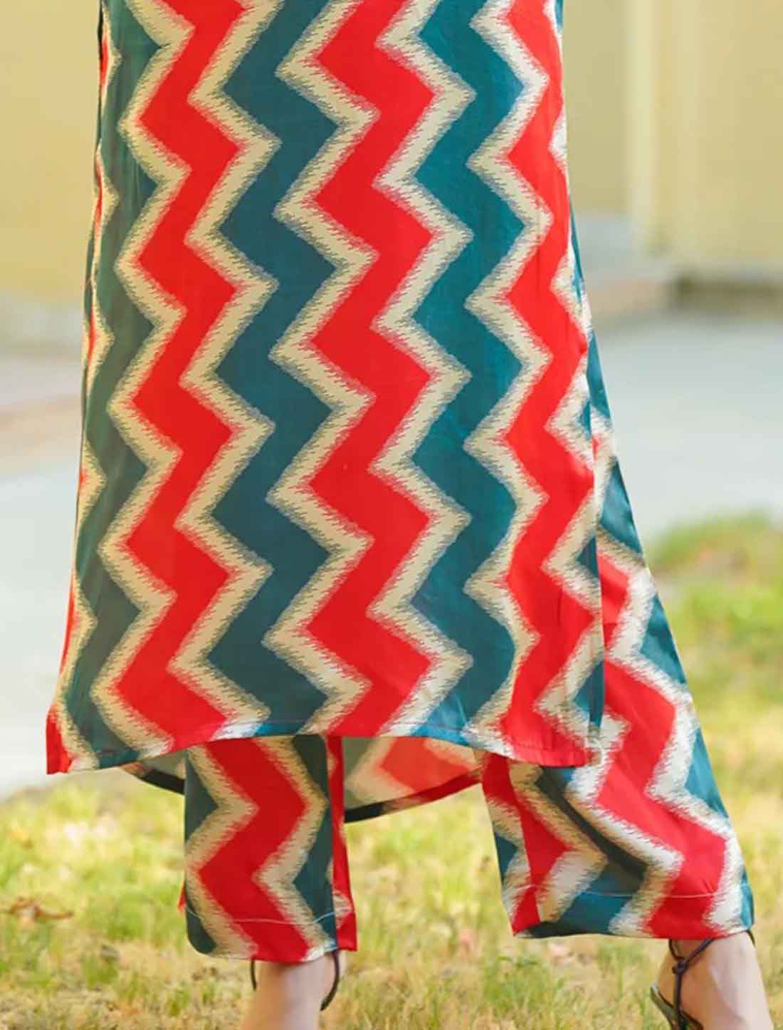 Elevate Pure Muslin With Digital Print Casual Ethinc Kurti Sets