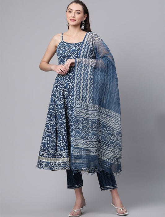 Blue Printed Gotta Patti Pure Cotton Kurta Trousers & With Dupatta Kurta Sets For Women