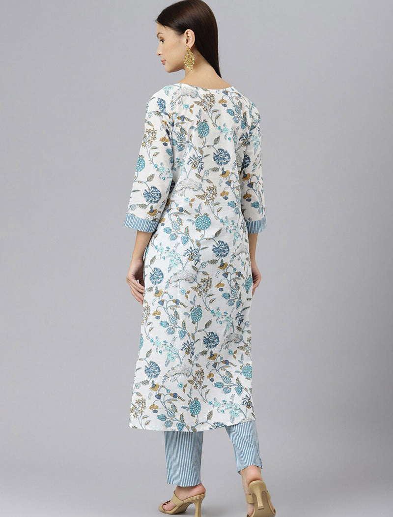 White Floral Printed Gotta Patti Pure Cotton Kurta with Trousers Kurta Sets For Women