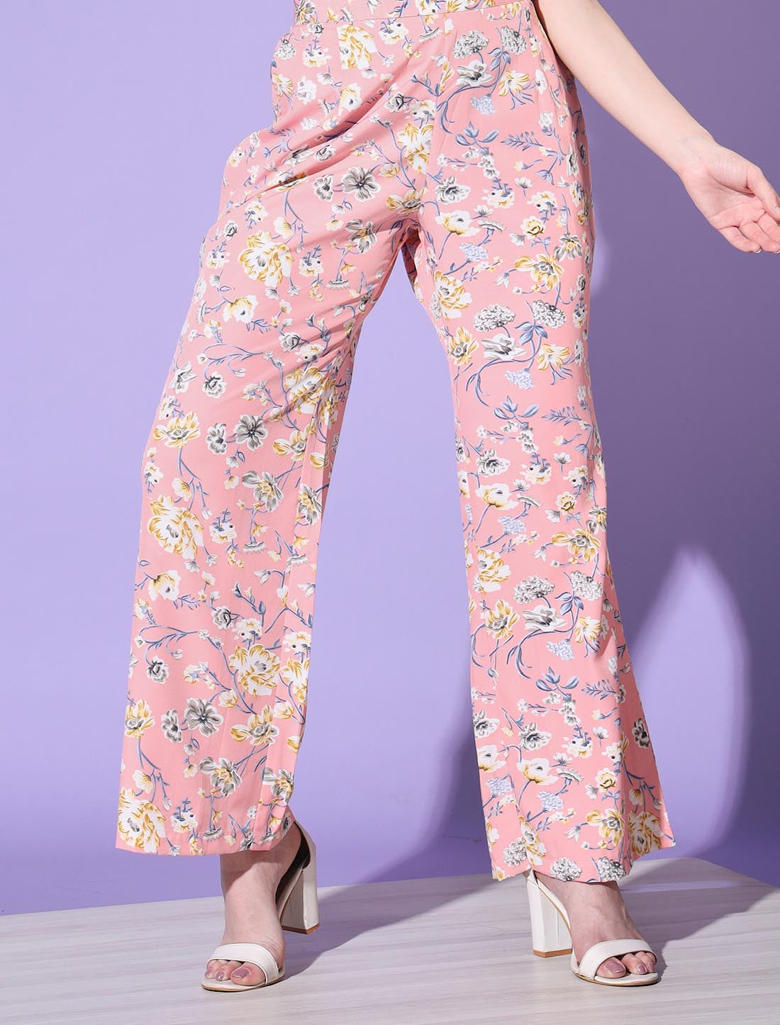 Baby Pink Women Elegant Platinum Print Crape Co-ord Sets