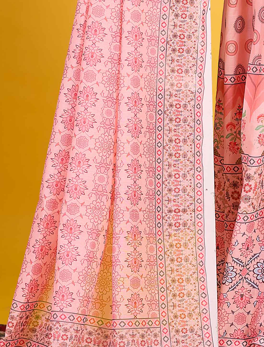Ethnic Light Pink Mal Cotton Elegant And Comfortable Salwar Suits