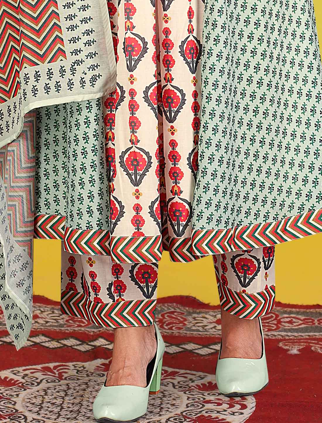 Multi-Color Cotton Elegant And Comfortable Ethnic Salwar Suits