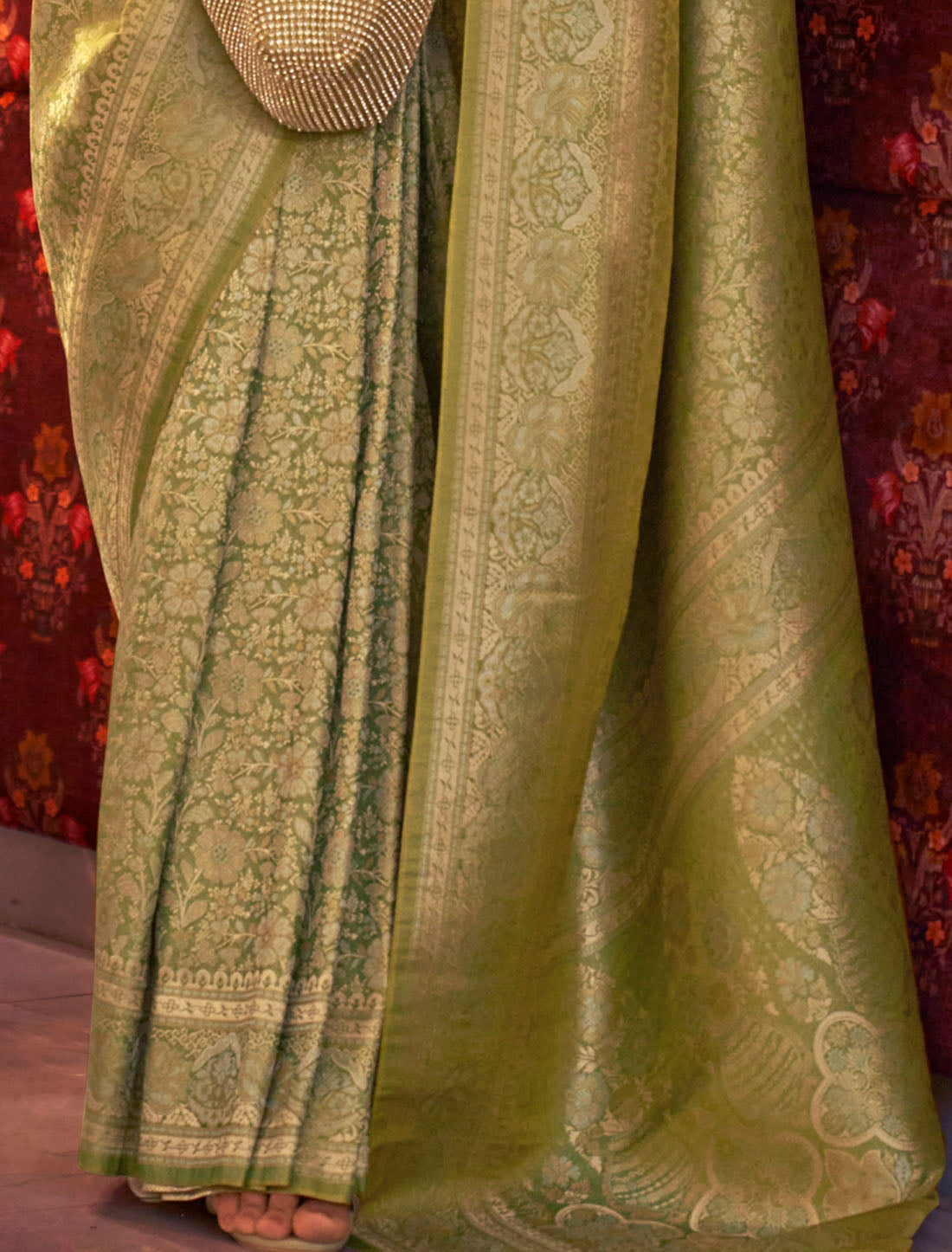 Majestic Two Tone Party Wear Zari Handloom Weaving Silk Saree