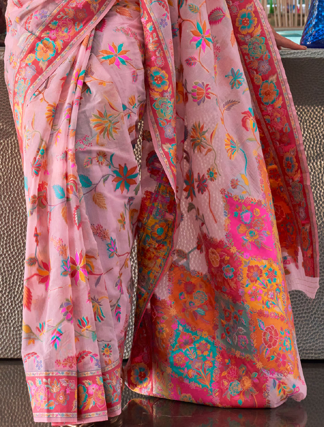 Pink Graceful Party Wear Handloom Weaving Silk Saree