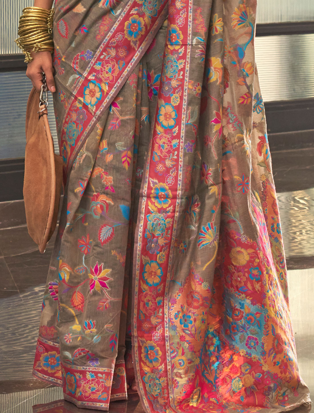 Charming Silk Handloom Weaving Party Wear Saree For Women