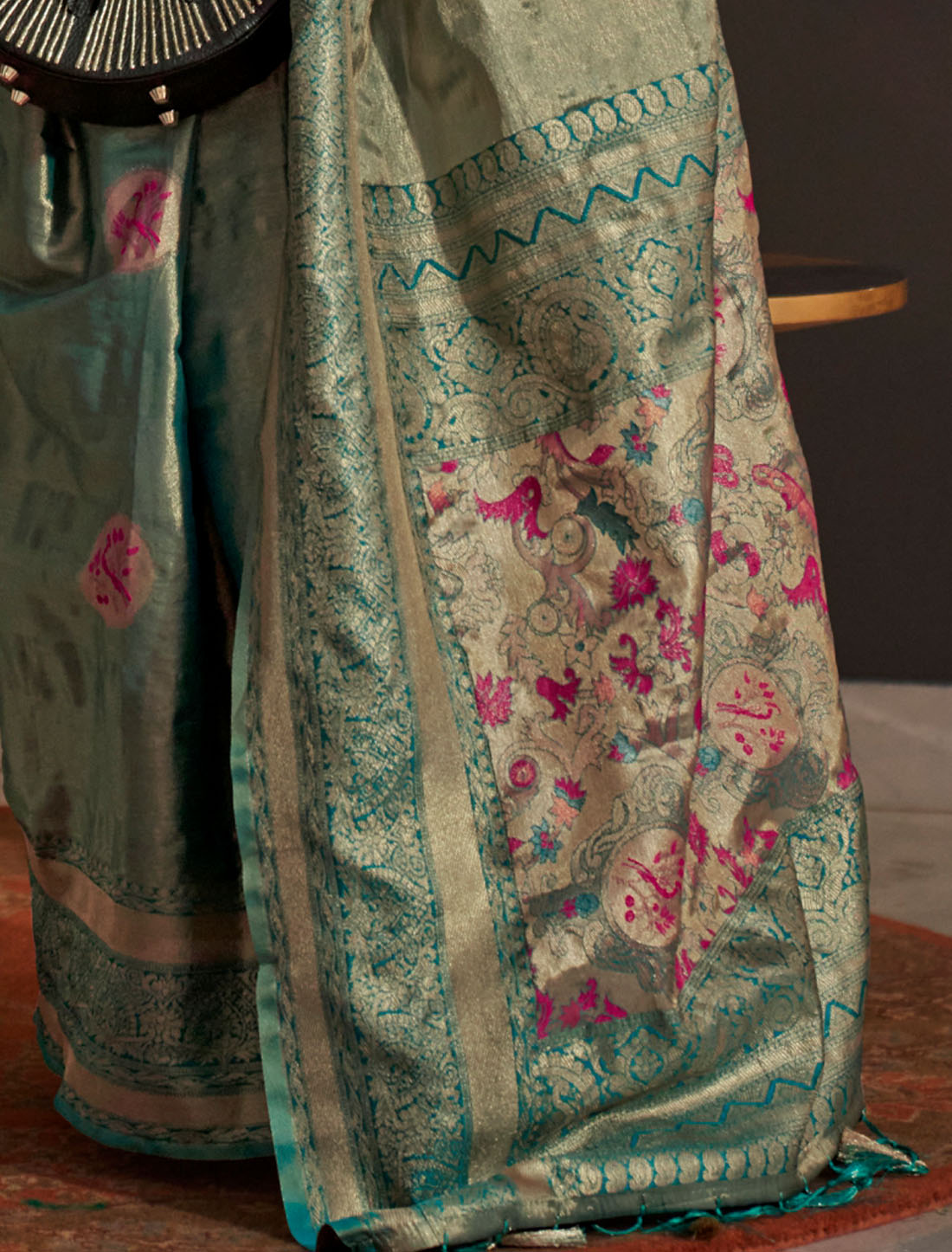 Opulent Zari Base Handloom Weaving Silk Women Saree