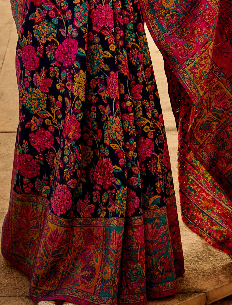 Navy Blue Silk Blend Woven Saree With Kashmiri Jamewar Type Wear For A Special Occasion