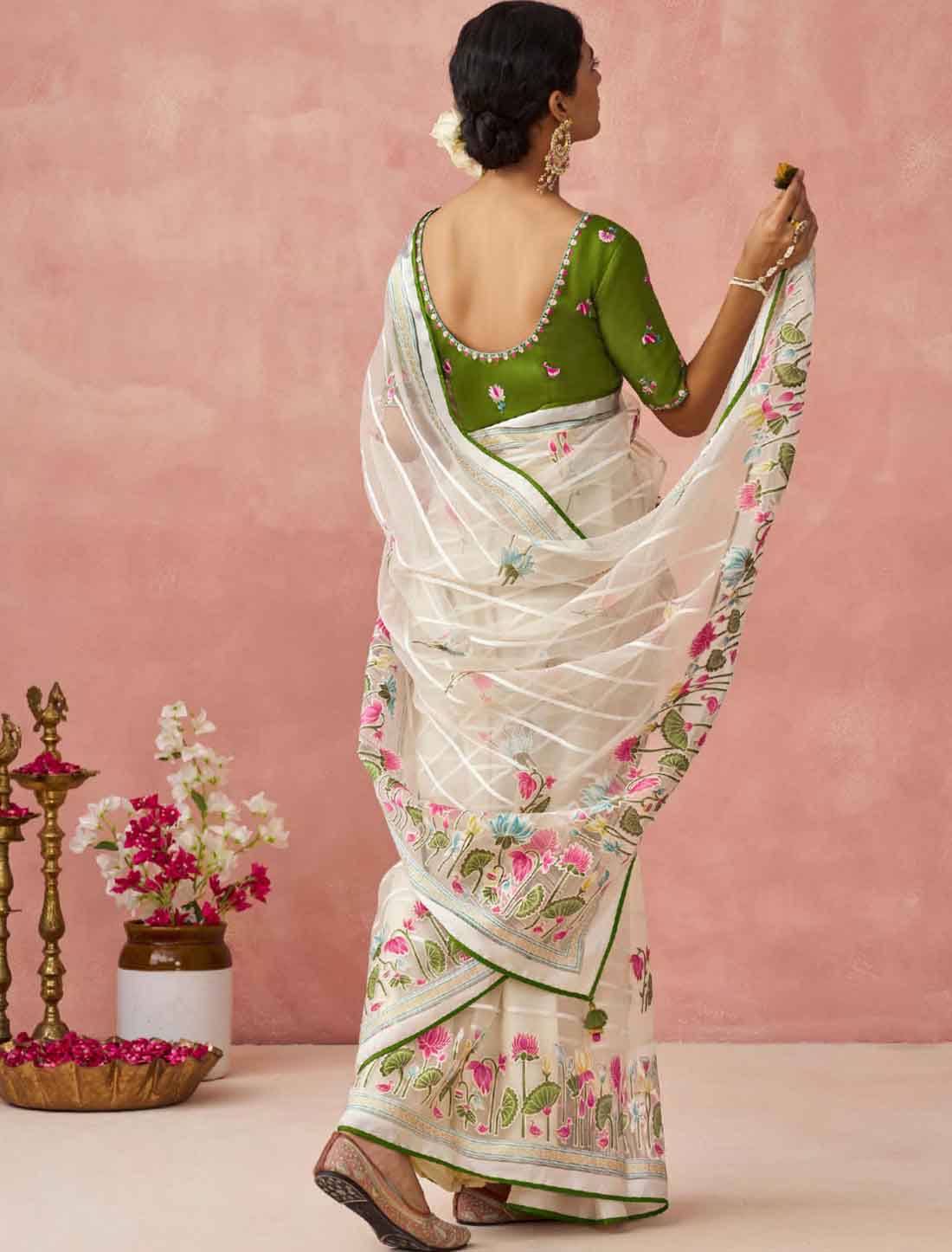 Elevate Your Style Ethnic Soft Brasso Organza Printed Saree