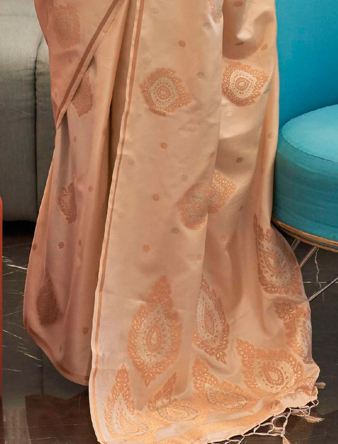 Divine Pure Copper Zari Weaving Saree