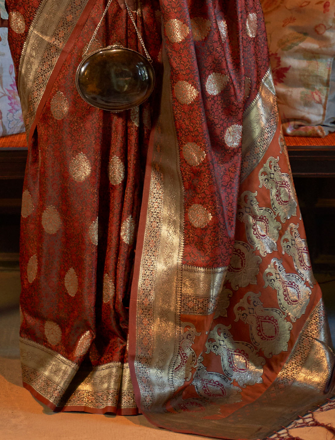 Tanchoi Charm Handloom Weaving Wedding Wear Pure Satin Saree