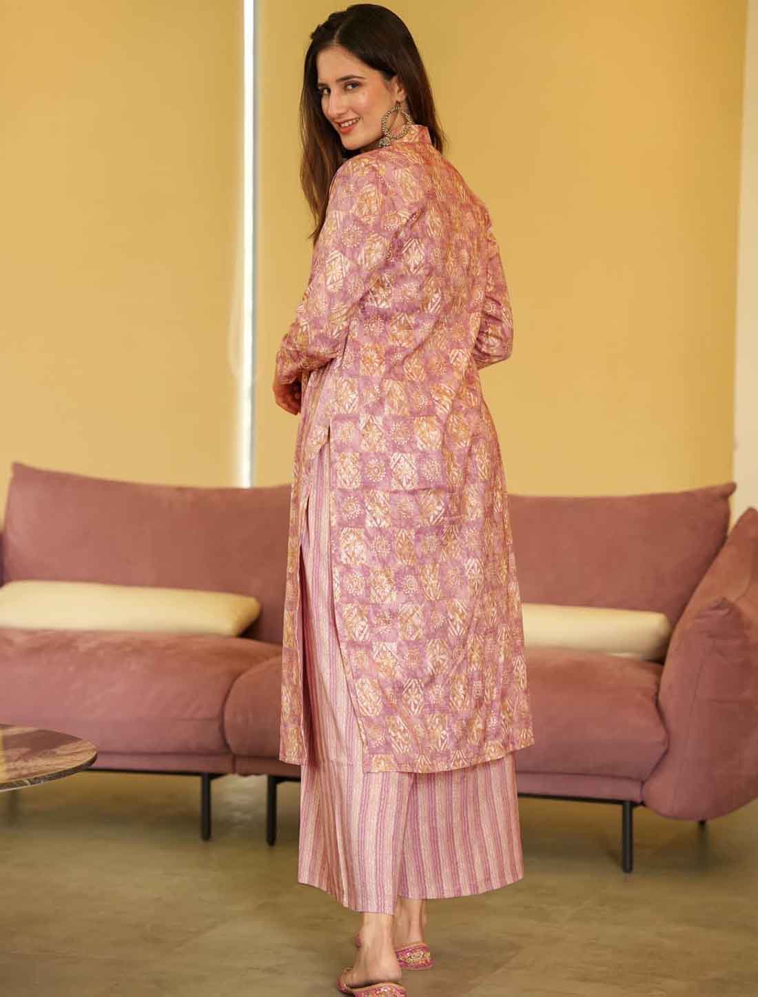 Elegant Pure Maslin With Crepe Inner Digital Printed Ethnic Kurta Sets