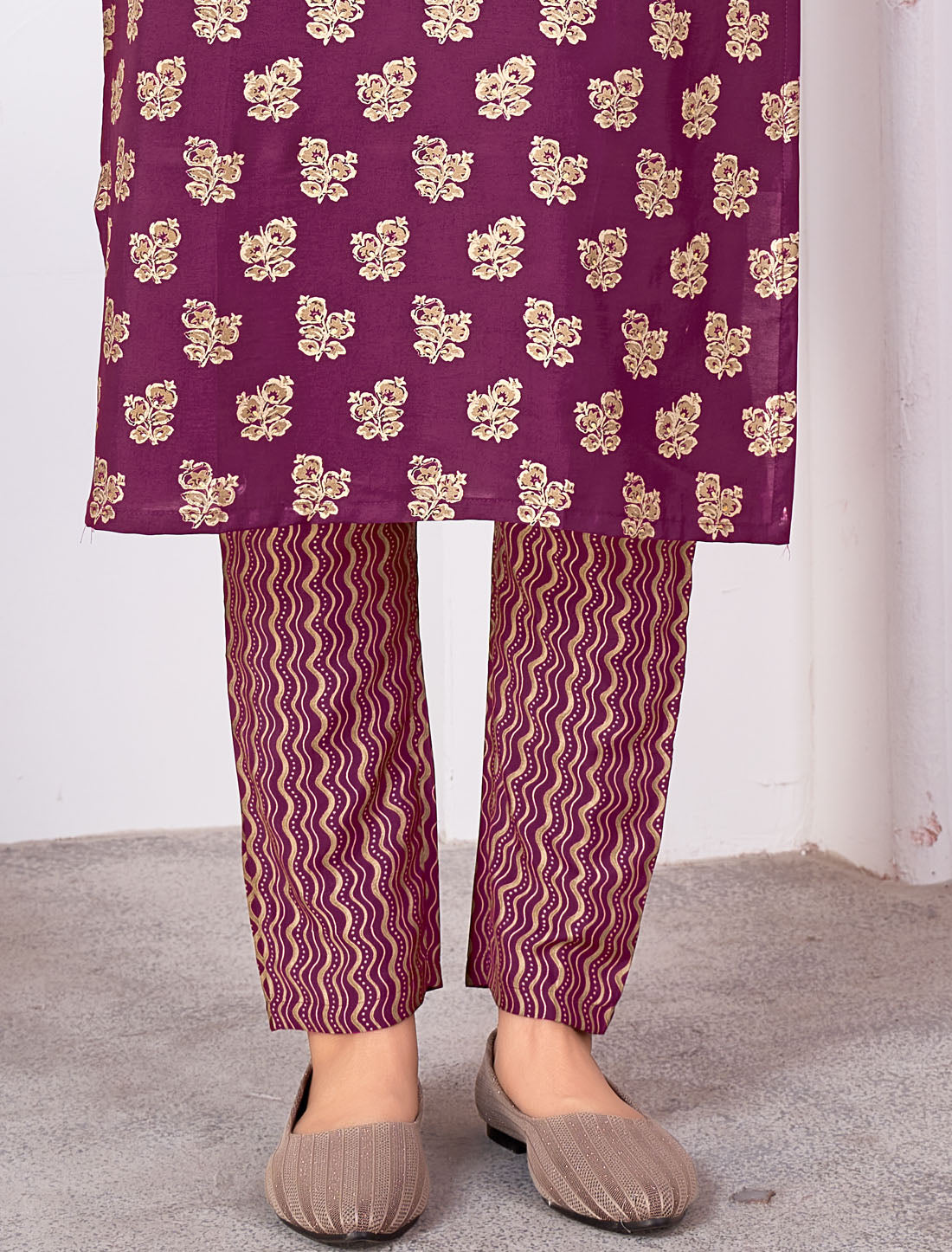 Luxurious Royal Silk Ensemble: Top with Handwork & Pocket Pant - Women's Traditional Attire