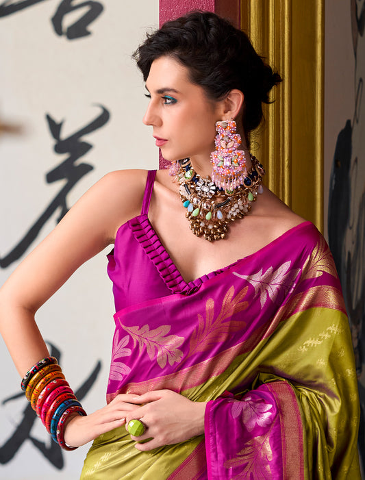 Green Banarasi Silk Tissue Saree With Beautiful Weaving Work