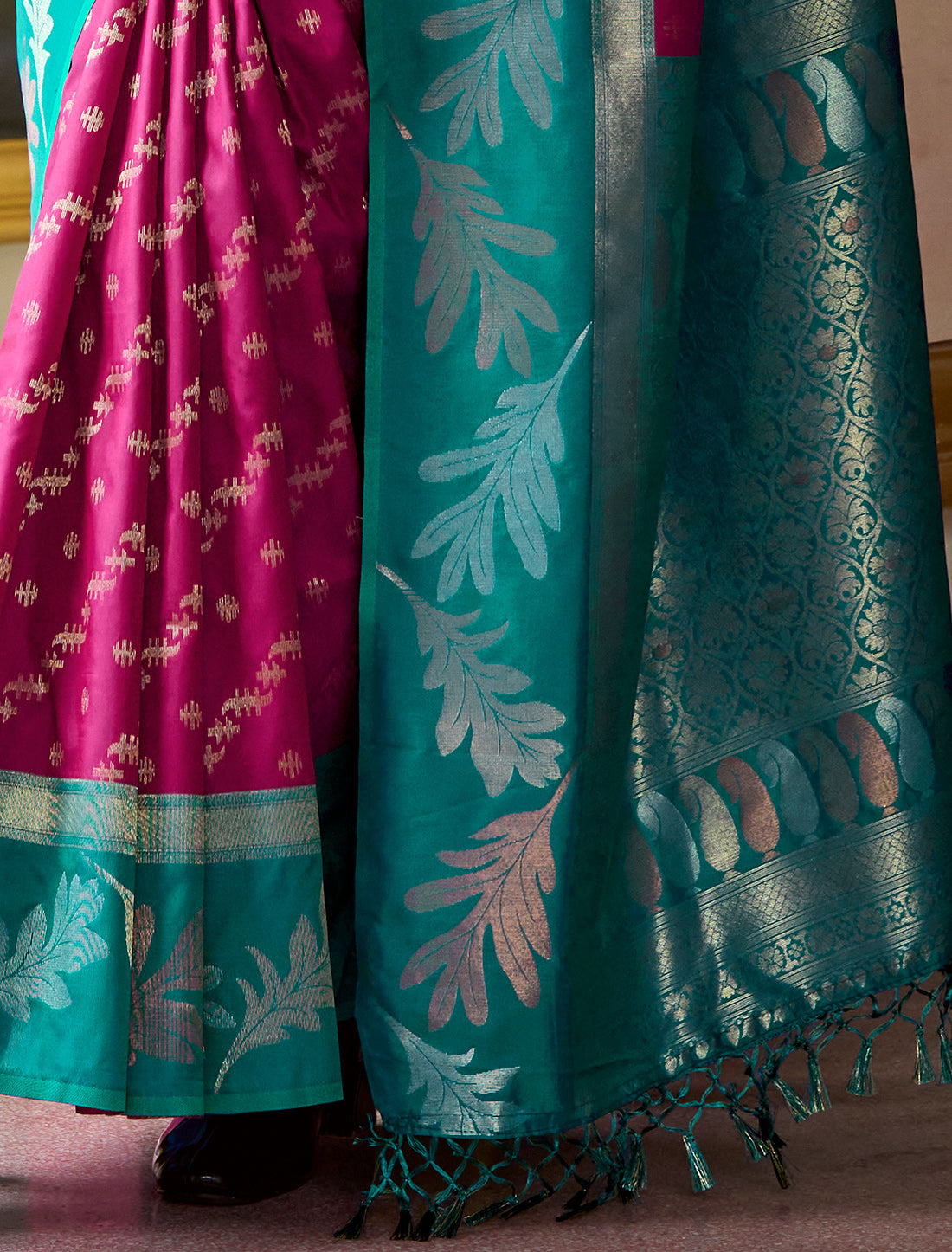 Pink Banarasi Silk Tissue Saree With Beautiful Weaving Work
