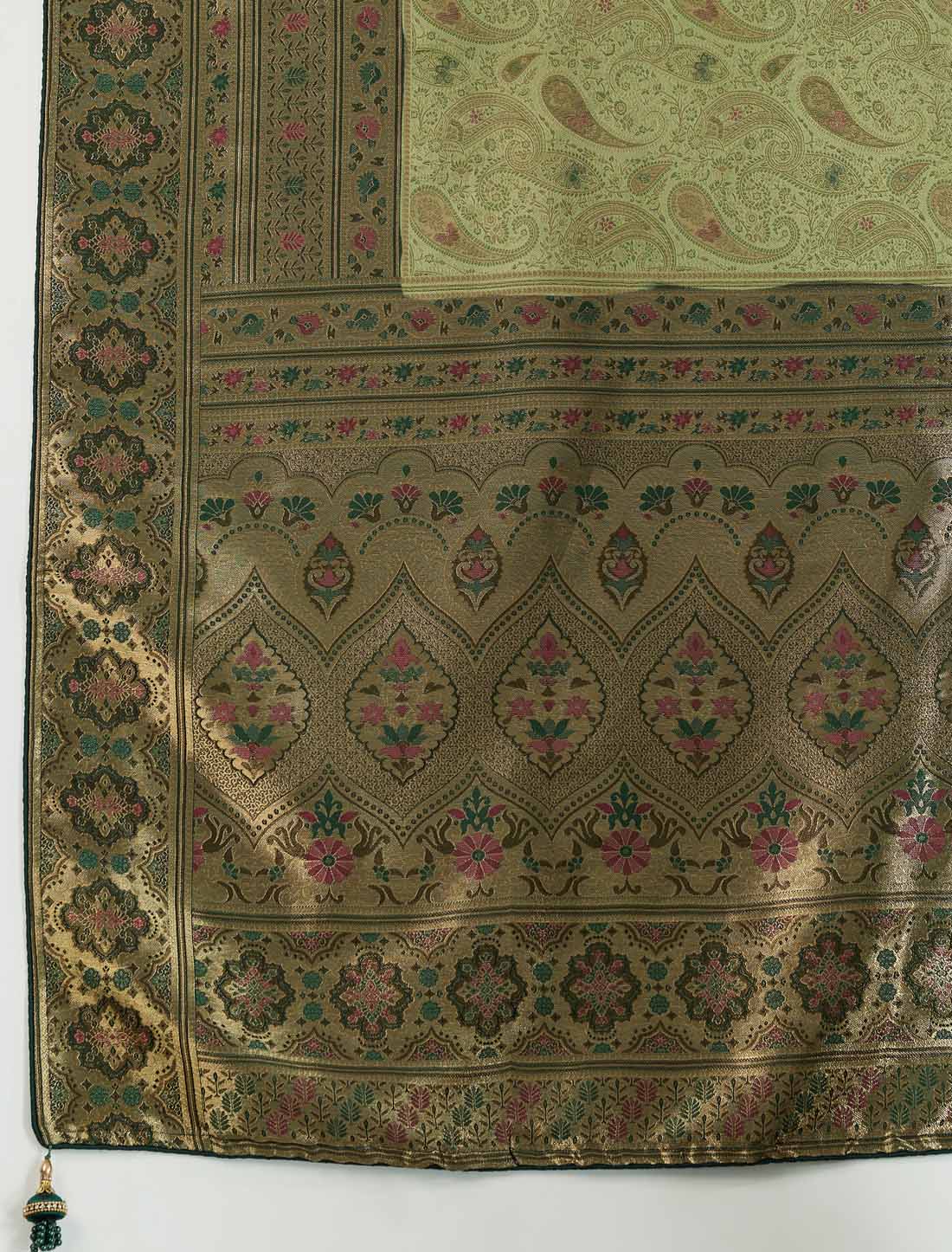 Ethnic Kanjivaram Soft Silk UnStitched Soft Zari & Meenakari Woven Saree