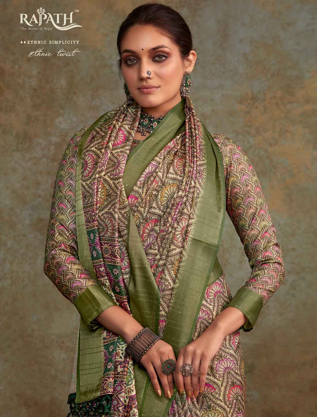 Green Handloom Silk Witn Weaving Sequence Work Ethnic Saree