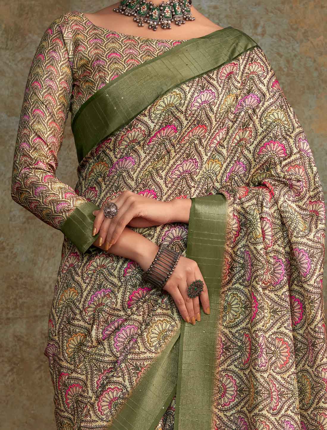 Green Handloom Silk Witn Weaving Sequence Work Ethnic Saree
