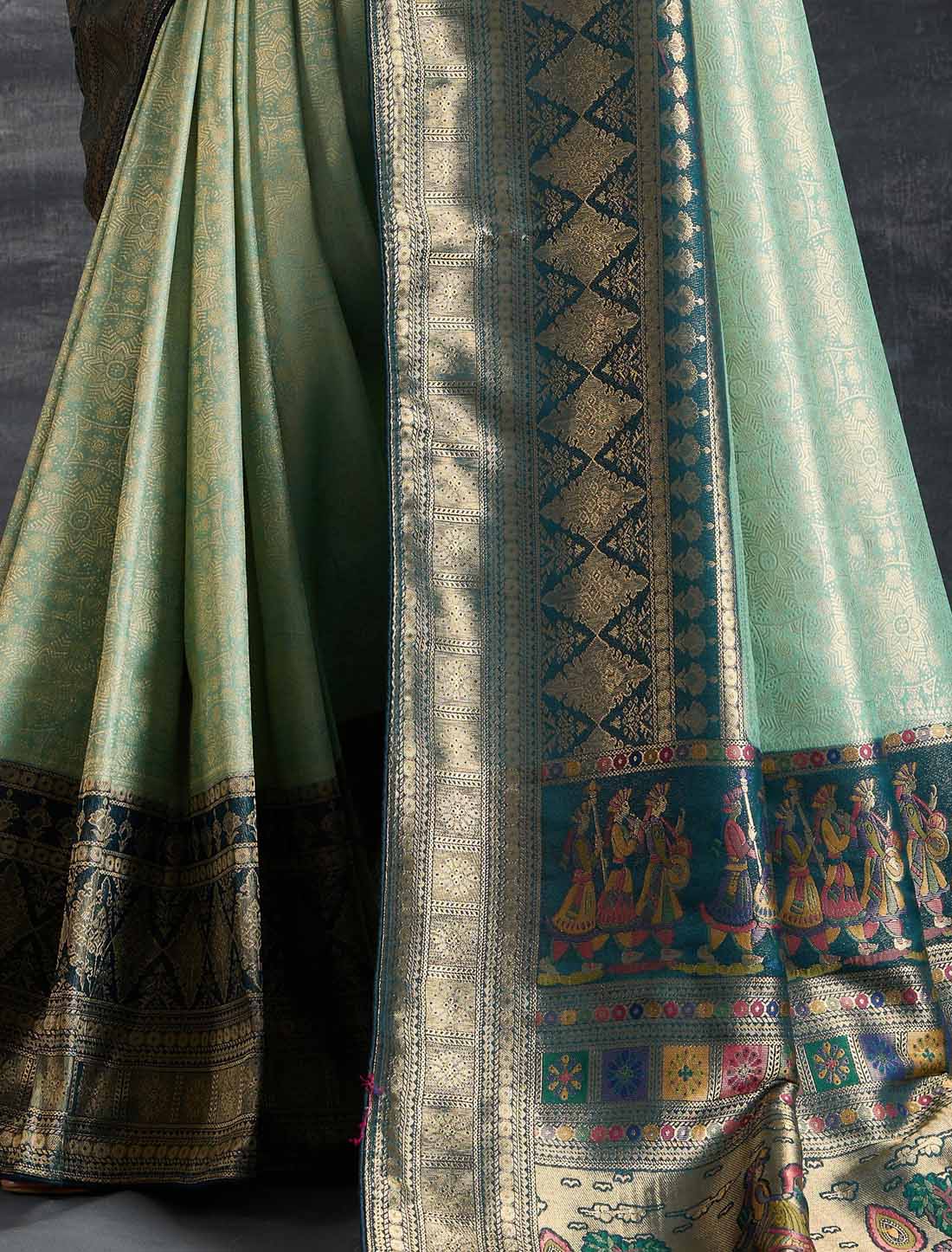 Hand Dyed Soft Kanjivaram Silk Designer Zari Woven Pattu Meenakari Saree