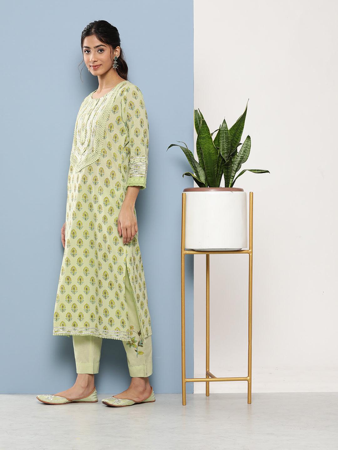 Divena Green Cotton Straight pant set with Organza Dupatta - divena world
