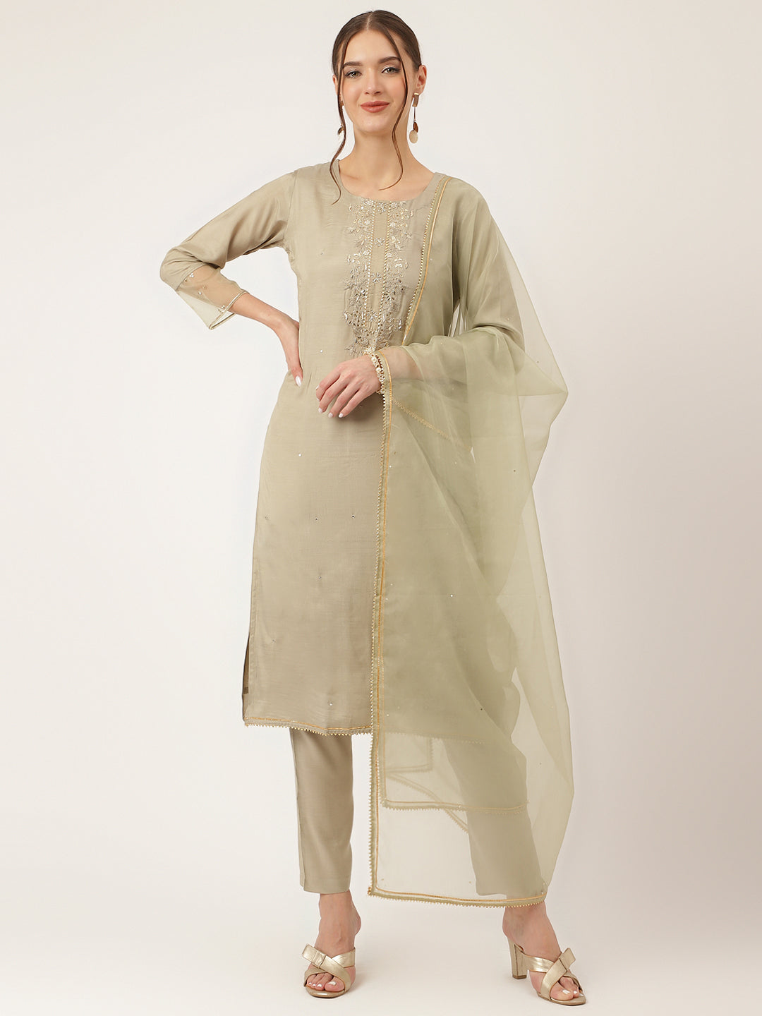 Green Embroidered Chanderi Kurta Set With Trouser & Dupatta For Women