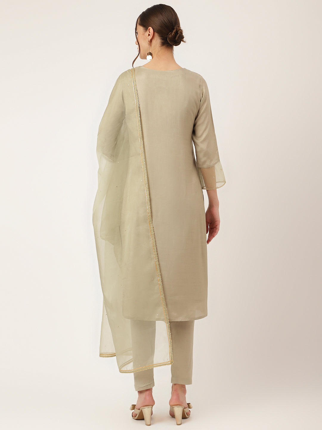 Green Embroidered Chanderi Kurta Set With Trouser & Dupatta For Women