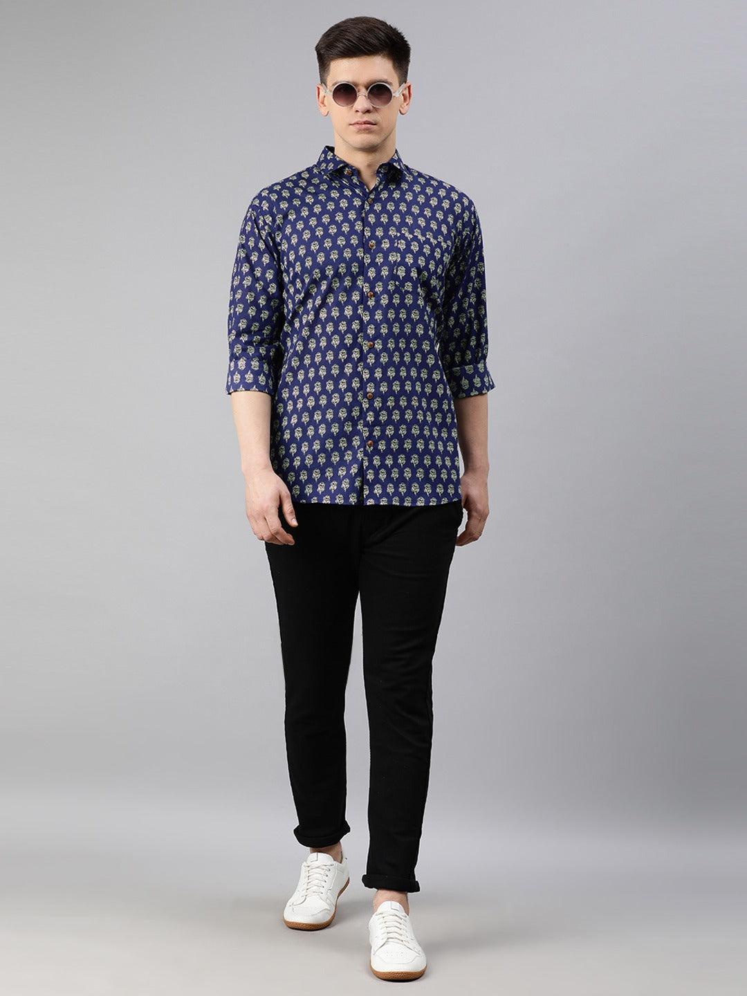 Millennial Men Blue & White Regular Fit Printed Casual Shirt