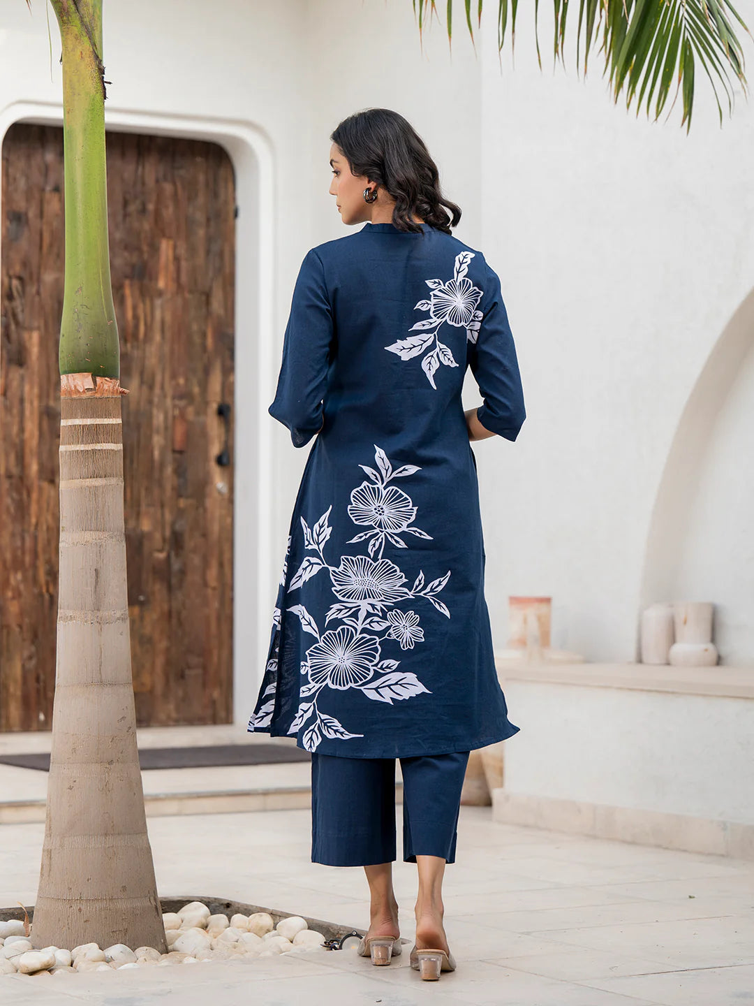 Navy Blue Cotton Floral Printed A-Line Ethnic Kurta Sets