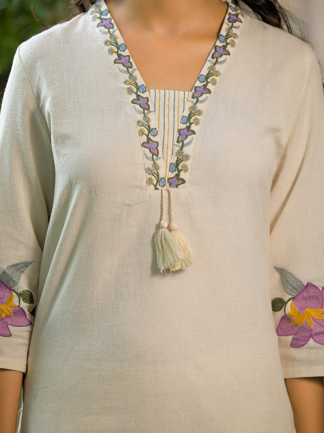 Off White Embroidered Cotton Kurta Sets With Dupatta