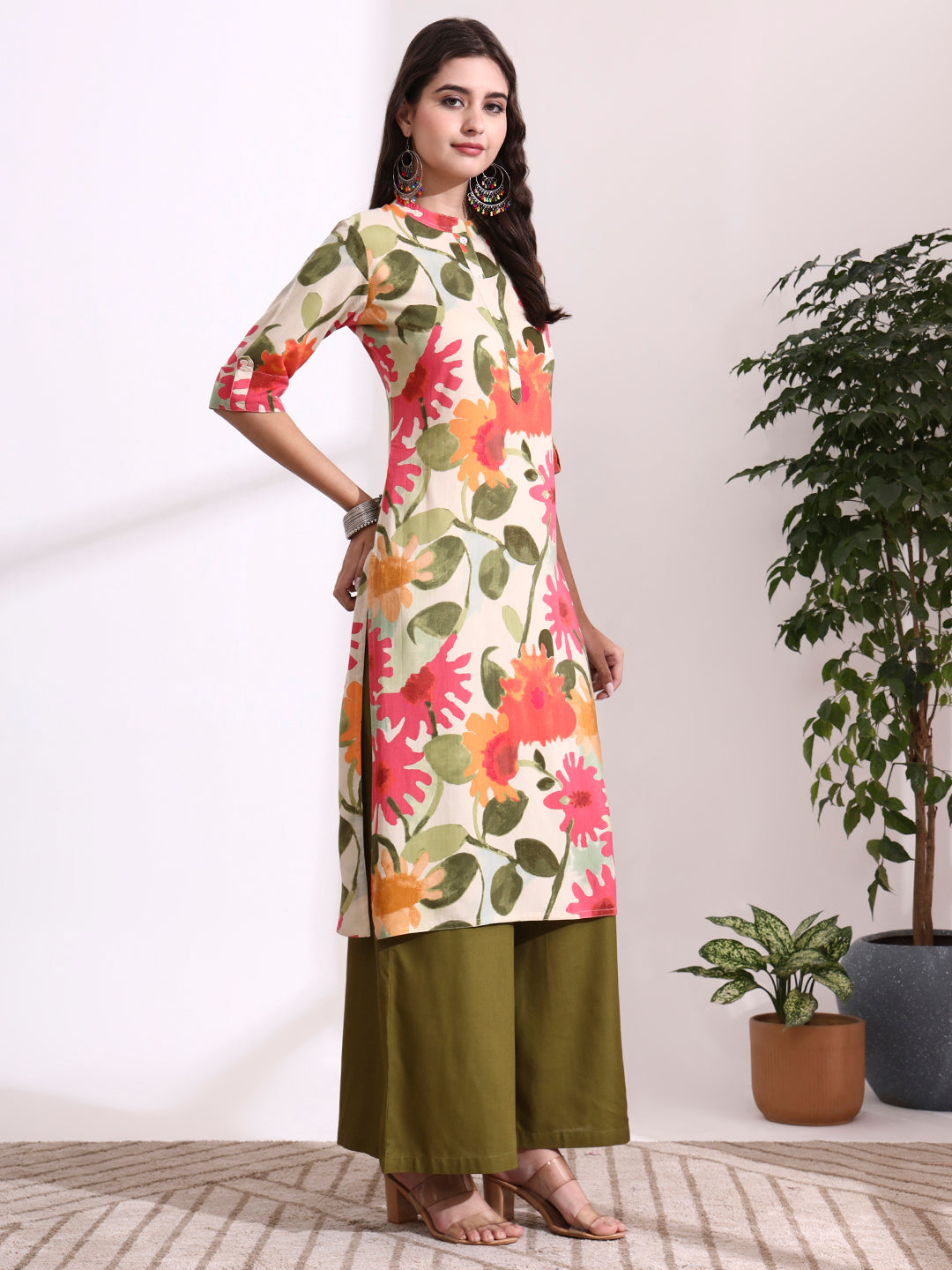 Cream Rayon Rollup Sleeves Straight Kurta
