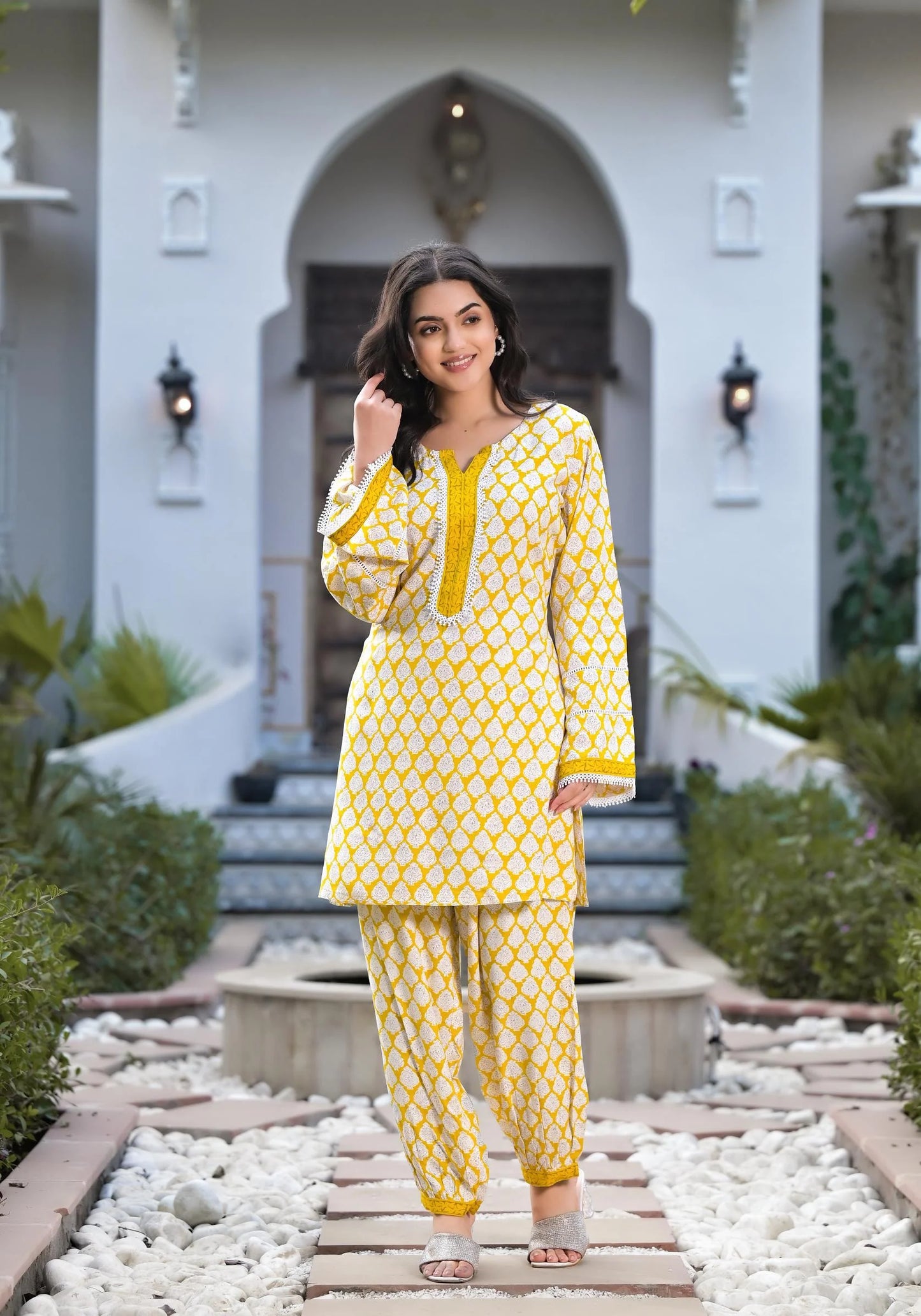 Yellow Rayon Florla Print Straight Kurta With Pant