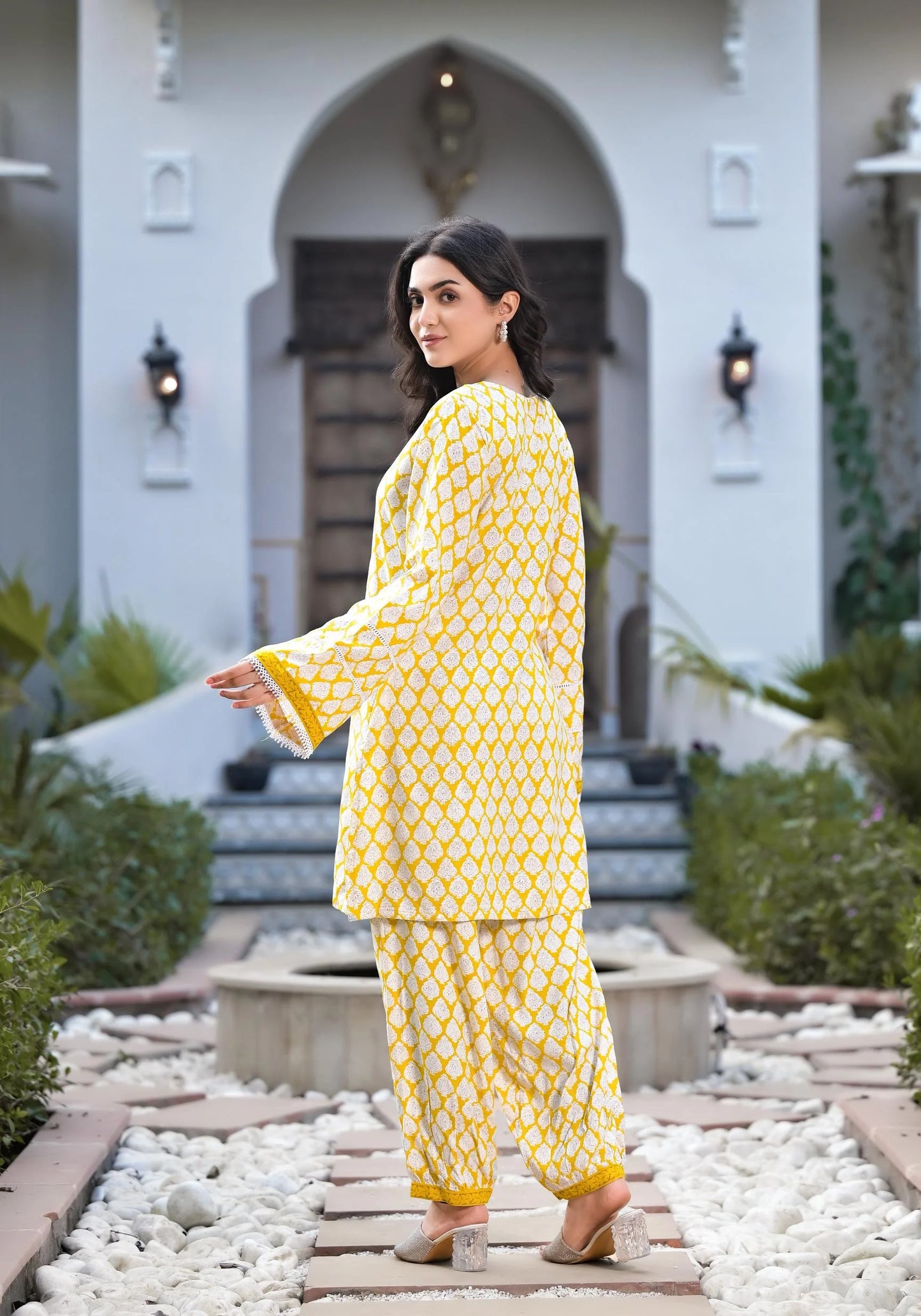 Yellow Rayon Florla Print Straight Kurta With Pant