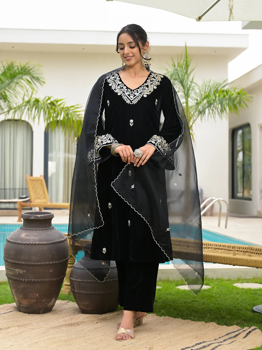 Balck Velvet Embroidered Straight Ethnic Kurta Sets