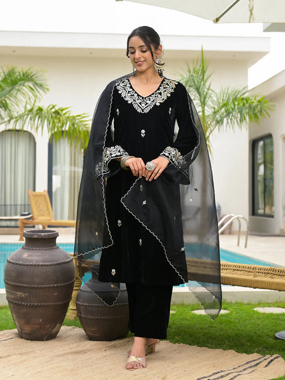 Balck Velvet Embroidered Straight Ethnic Kurta Sets
