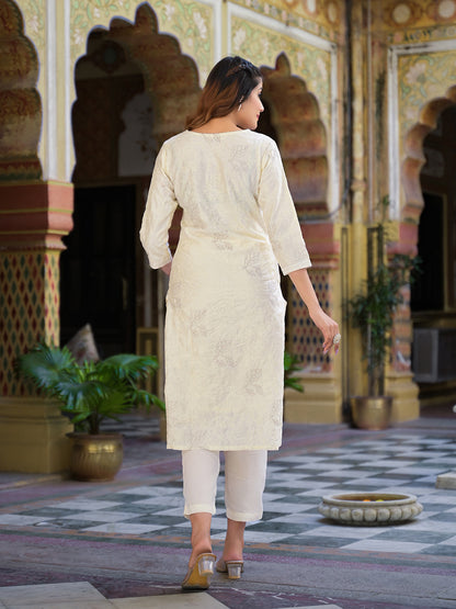 Cream Solid Chanderi Silk kurta Pant With Dupatta